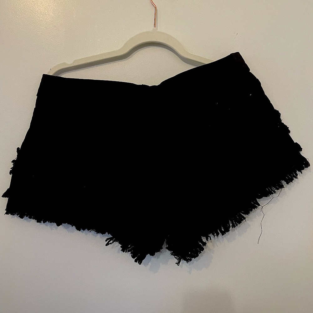 Triple ruffle short shorts.
